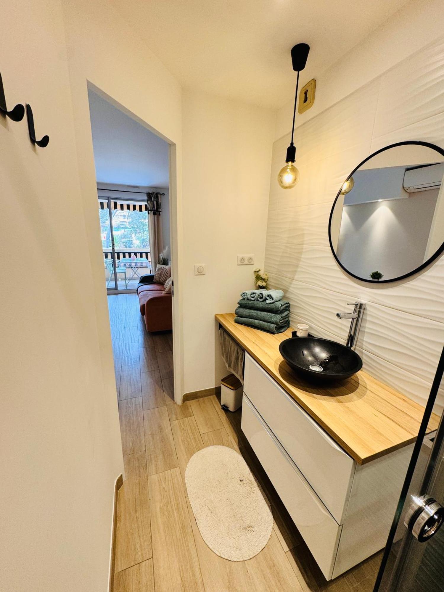150m de la plage, appartement tout équipé Saint-Raphaël Extérieur photo